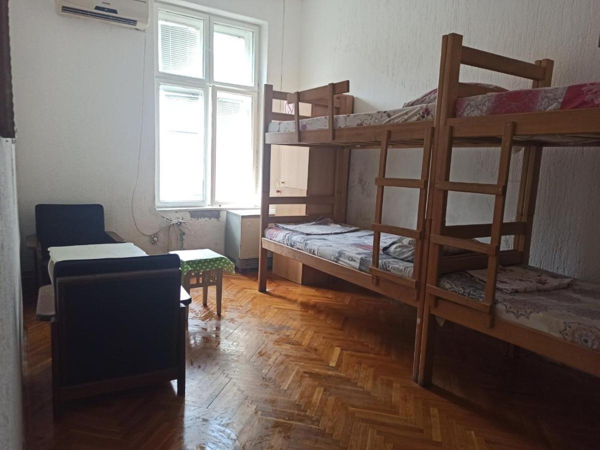 Hostel Yolo Belgrad Zewnętrze zdjęcie