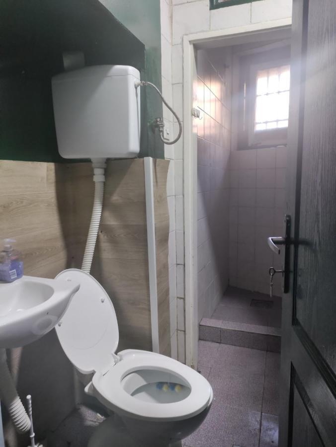Hostel Yolo Belgrad Zewnętrze zdjęcie
