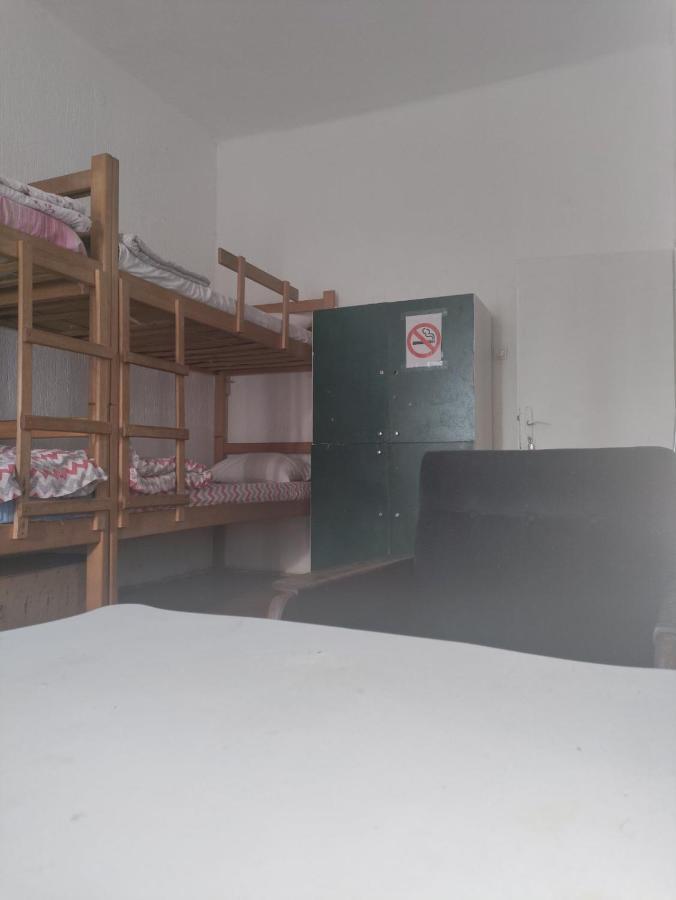 Hostel Yolo Belgrad Zewnętrze zdjęcie