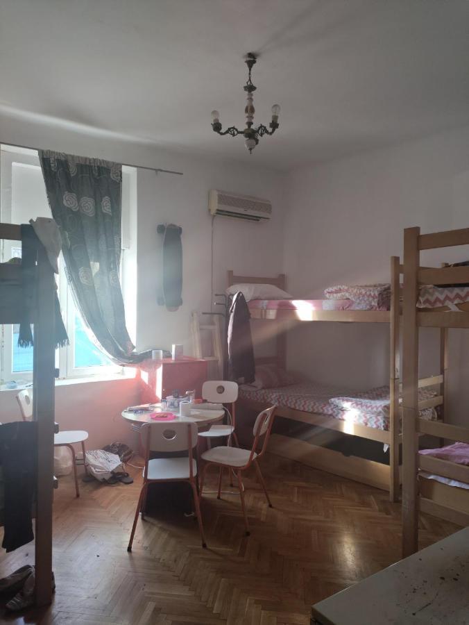 Hostel Yolo Belgrad Zewnętrze zdjęcie