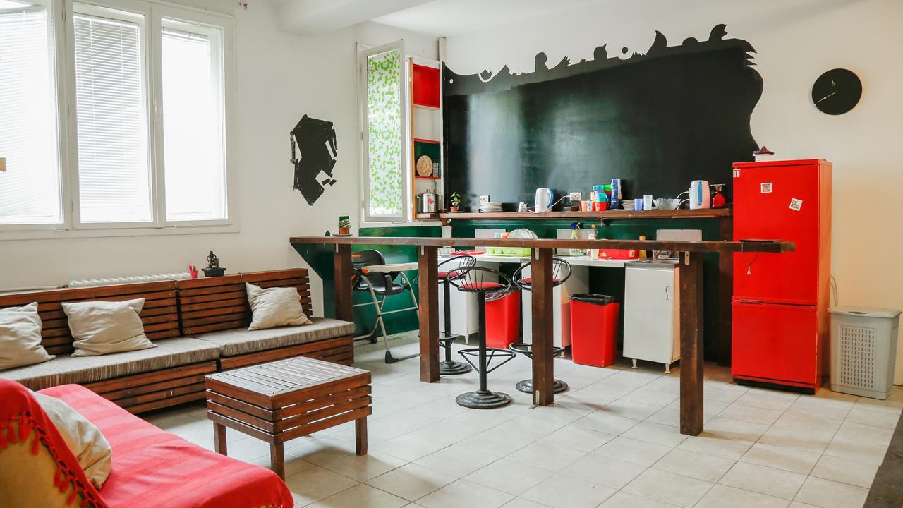 Hostel Yolo Belgrad Zewnętrze zdjęcie