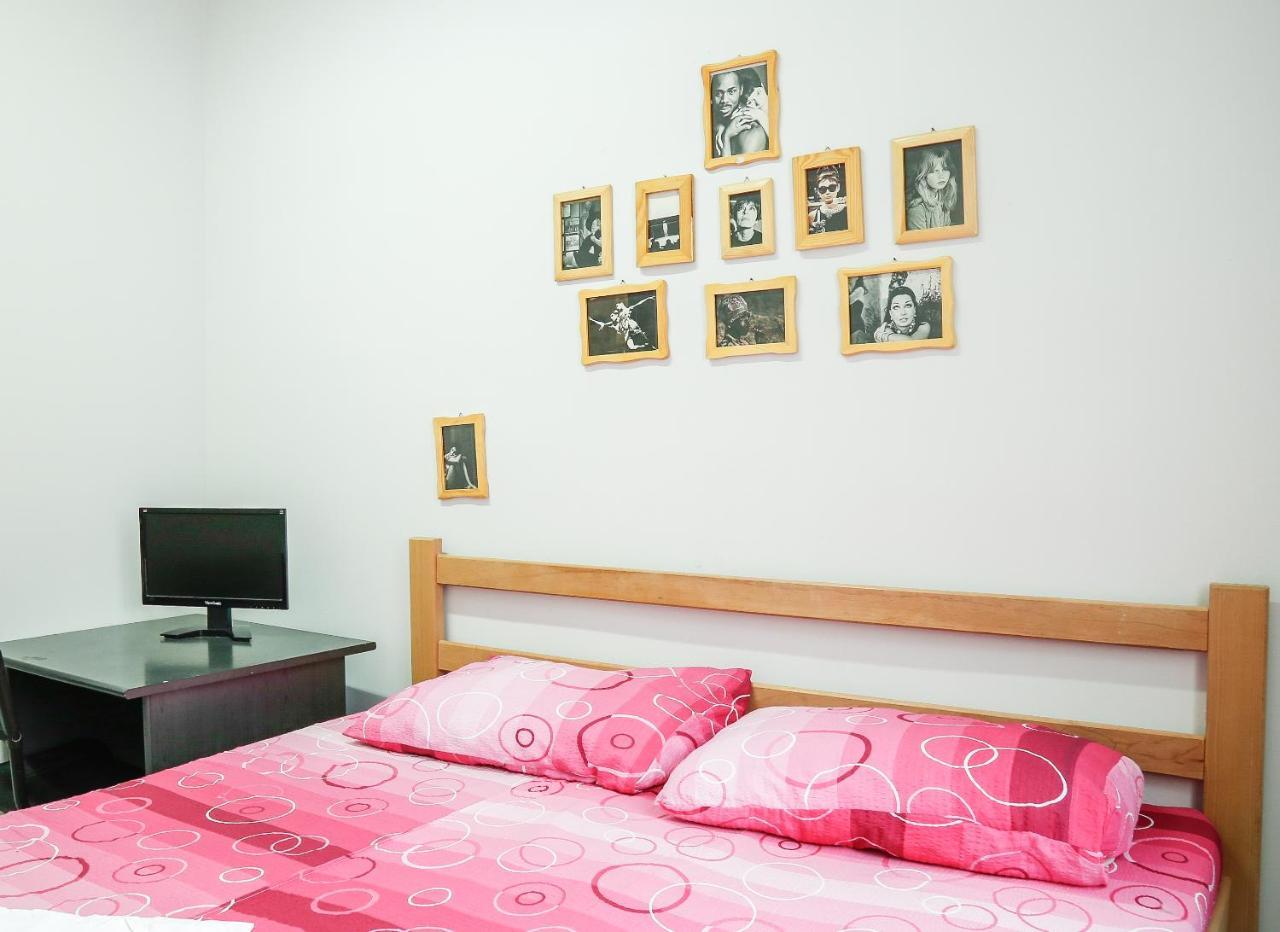 Hostel Yolo Belgrad Zewnętrze zdjęcie