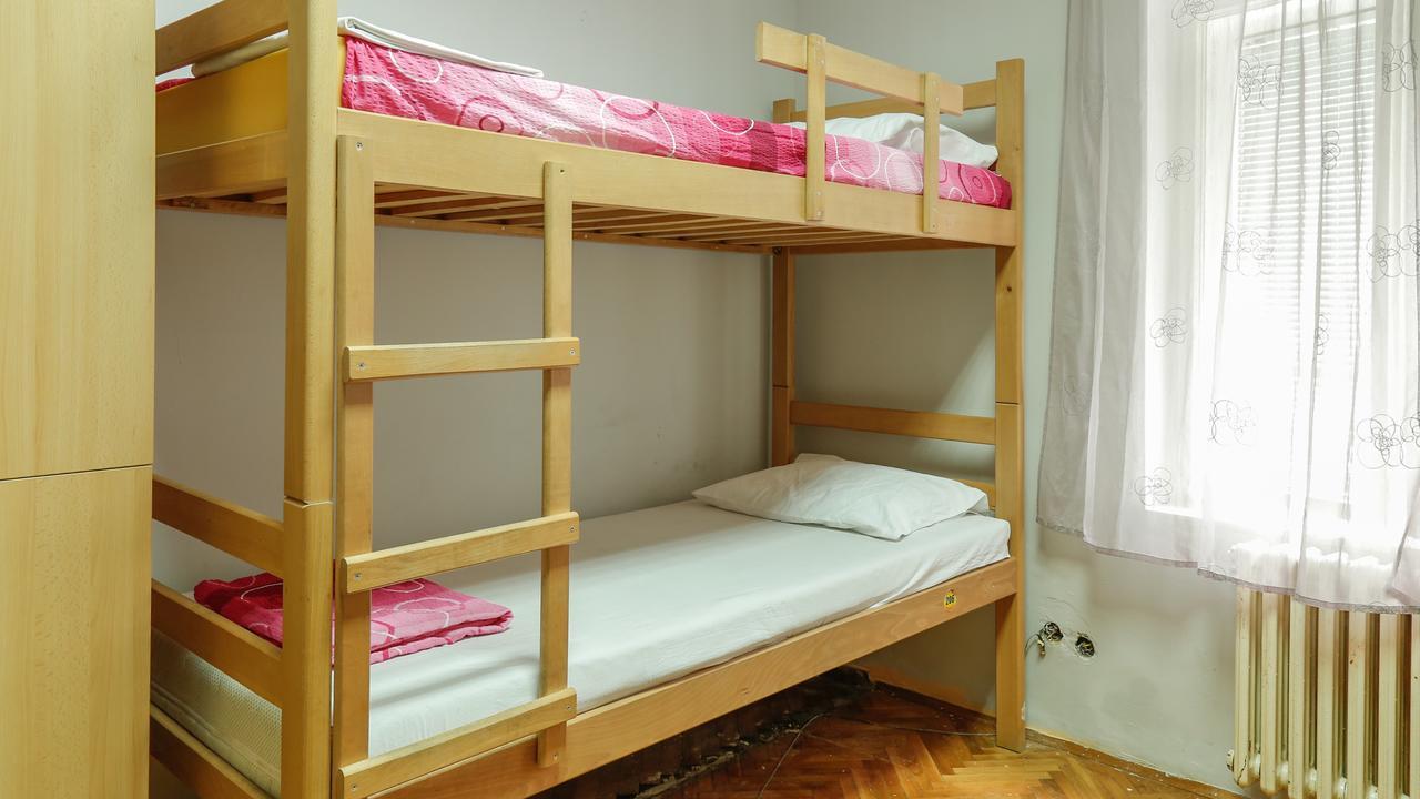 Hostel Yolo Belgrad Zewnętrze zdjęcie